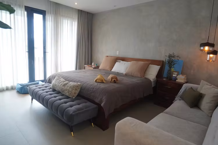 Vivir en Francosta ya es exclusivo… tener 6 habitaciones, es otro nivel.”
