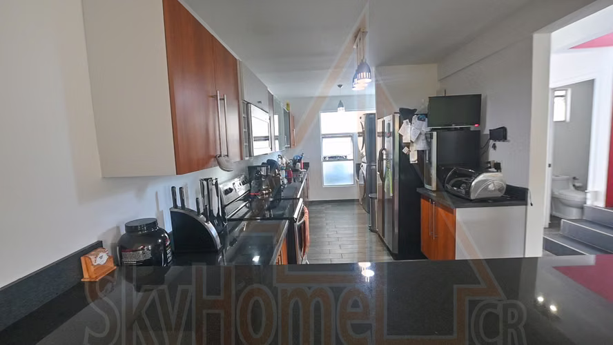 12000 / Venta / Barlovento / Curridabat – Tres Ríos / Esquinera / Moderna / Amenidades - Imagen 5