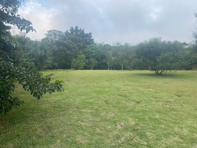 Venta de lote plano en San Antonio de Escazú con servidumbre RH - Imagen 4