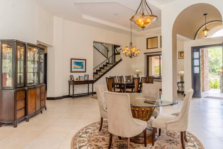 Casa Frente a Golf con Amenidades Fabulosas en Venta en Hacienda Los Reyes
