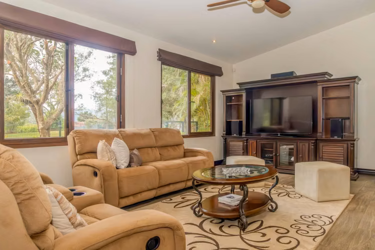 Casa Frente a Golf con Amenidades Fabulosas en Venta en Hacienda Los Reyes