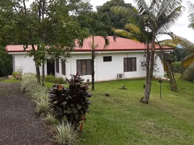 Vive el Paraíso: Casa Familiar en Santa Elena, Pérez Zeledón