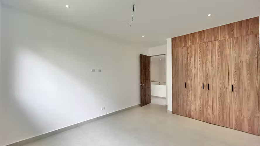 CASA A ESTRENAR EN VENTA o ALQUILER | ELEGANCIA, VISTA Y EXCLUSIVIDAD EN GUACHIPELÍN NORTE, ESCAZÚ - Imagen 17