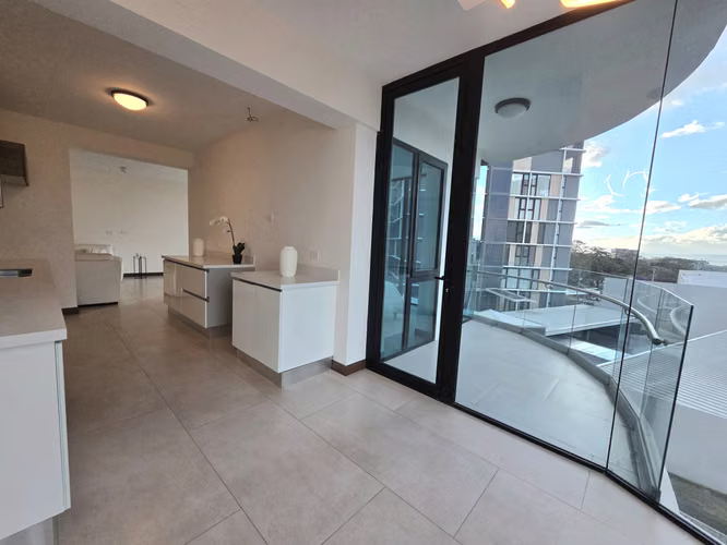 Por Country Club / 3 Habitaciones / Amplias Zonas Verdes - Imagen 12