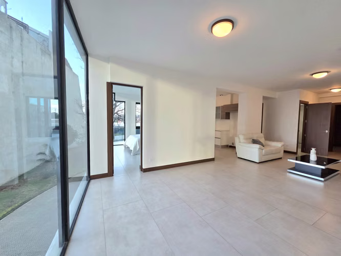 Por Country Club / 3 Habitaciones / Amplias Zonas Verdes - Imagen 3