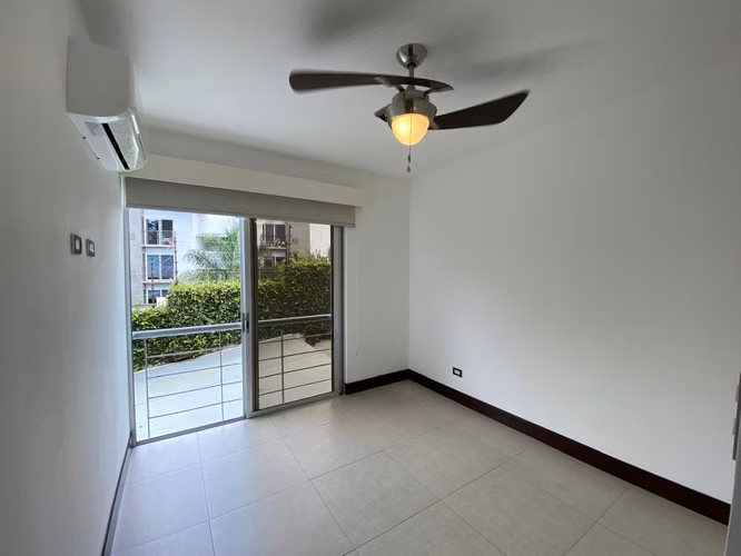 Alquiler de hermosa casa en Condominio Rio Oro - Imagen 15