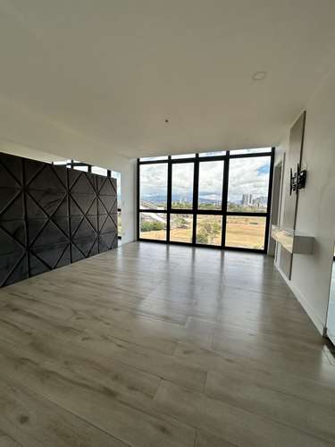 Alquiler de apartamento de lujo amplio. La Sabana. - Imagen 12