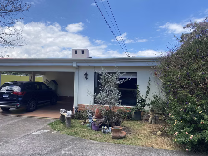 SE VENDE-Lote con casa (USO SUELO MIXTO) cercanías de MULTIPLAZA - GV - Imagen 4