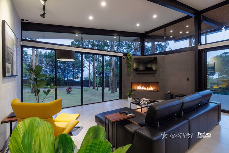 21373 - Villa Contemporánea en el Bosque, San Rafael de Heredia - Imagen 7