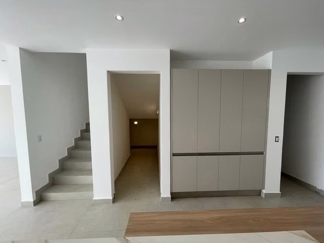 Se Vende Hermosa Casa en condominio en Guachipelín de Escazú. - Imagen 6
