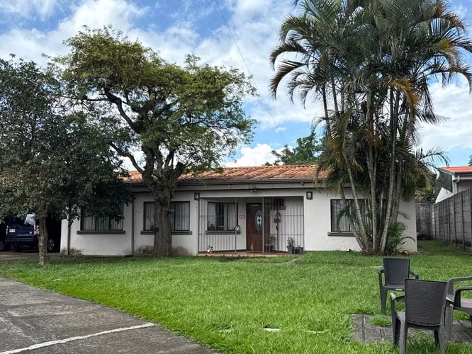 CASA EN VENTA EN HEREDIA BARVA