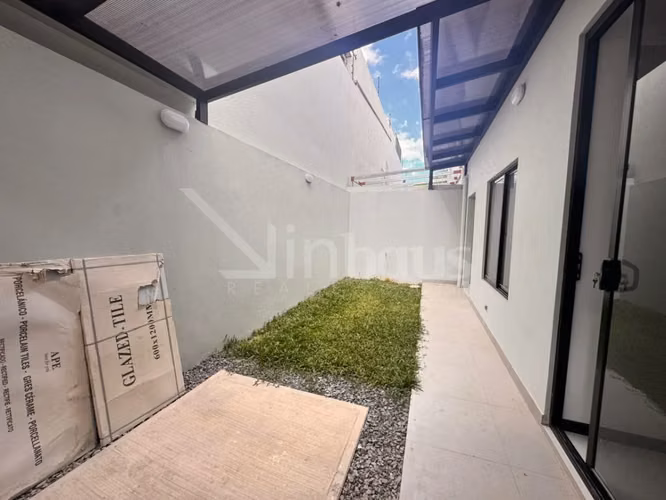 id 41905 Venta de casa en Distrito San Juan casa para estrenar