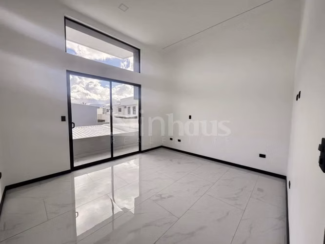 id 41905 Venta de casa en Distrito San Juan casa para estrenar