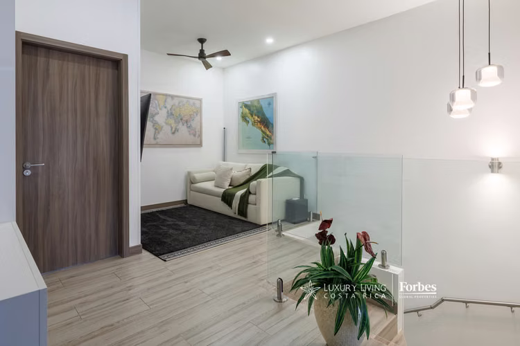 21374 - Casa de lujo turn-key en condominio San Antonio Urbano, Escazú - Imagen 13