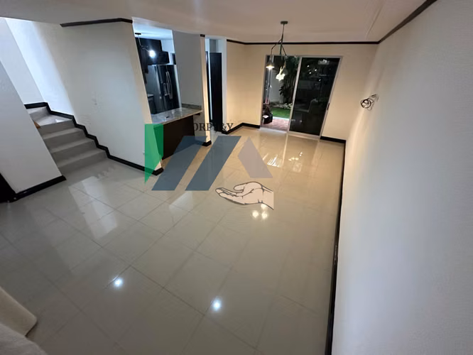 Venta de casa en Mercedes norte  de Heredia