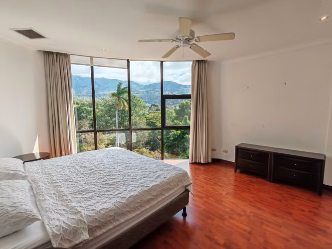 Se alquila apartamento amoblado en Escazú. Cerca de todo. - Imagen 8
