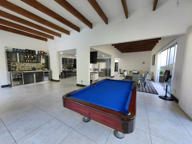 VENTA SANTA ANA CONDOMINIO VILLA REAL ARQUITECTURA MODERNA FINANCIO - Imagen 12