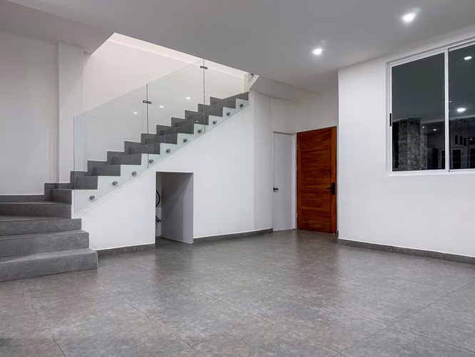 Venta de casa nueva en San Rafael de Heredia