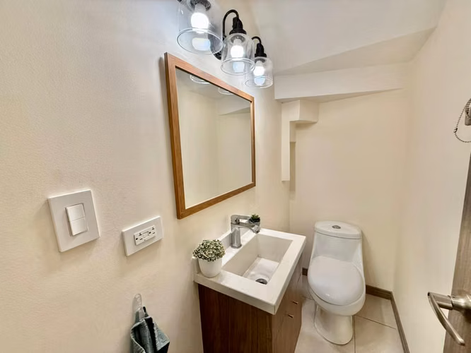 Venta Casa en Condominio en San Antonio, Escazú - Imagen 6