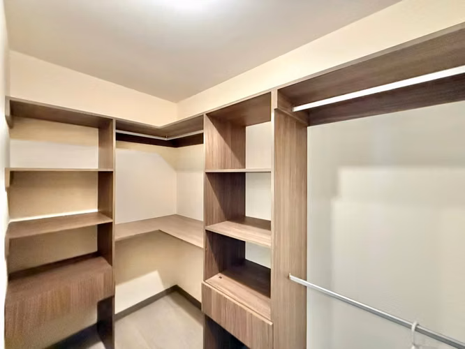 Venta Casa en Condominio en San Antonio, Escazú - Imagen 9