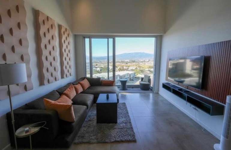 CONDOMINIO EN ESCAZÚ - Imagen 2
