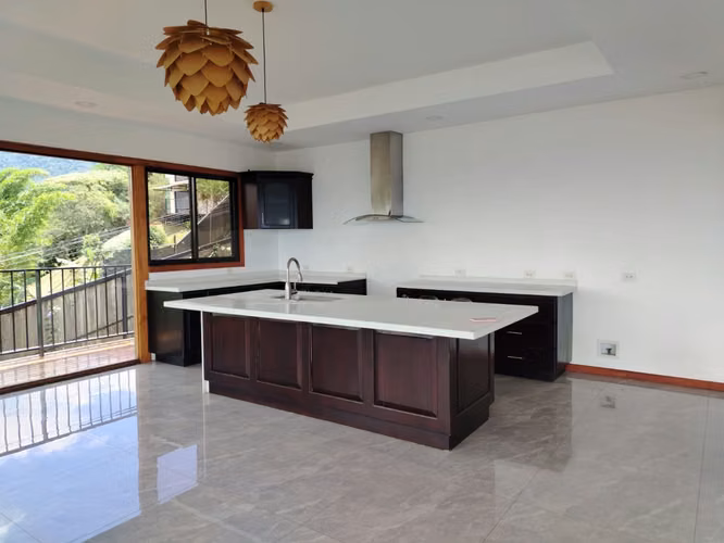 CASA INDEPENDIENTE EN ALQUILER | SAN ANTONIO DE ESCAZÚ - Imagen 5