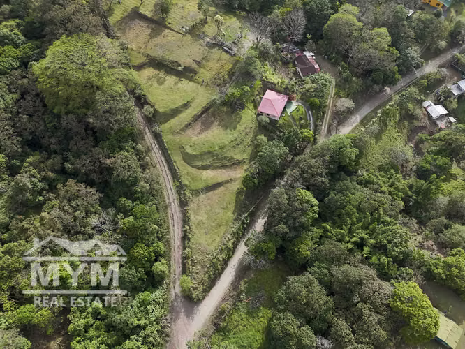 Terreno en Venta en Tronadora de Tilarán con Amplio, Plano y con Todos los Servicios - Imagen 3