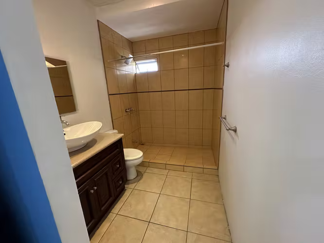 ALQUILER DE APARTAMENTO EN PLANTA BAJA EN CARIARI,BELEN - Imagen 16