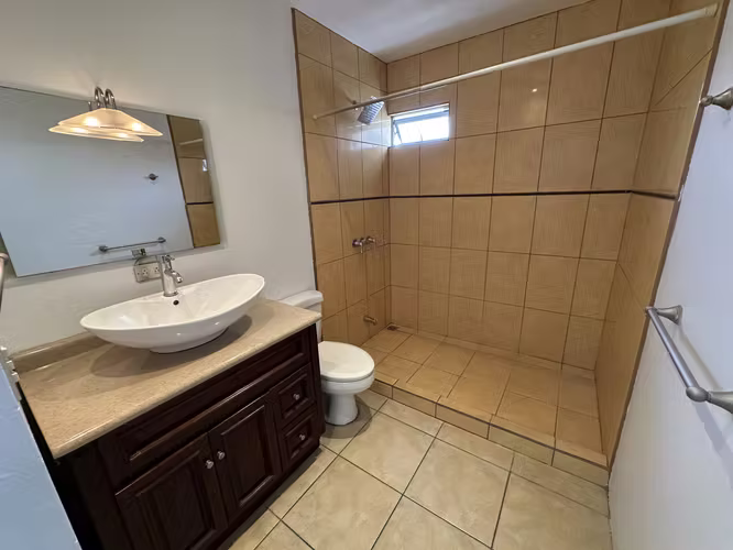 ALQUILER DE APARTAMENTO EN PLANTA BAJA EN CARIARI,BELEN - Imagen 5