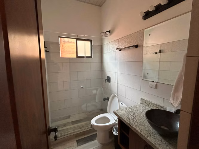 Casa en Renta con Vistas Espectaculares Cerca del Centro de Atenas - Imagen 11