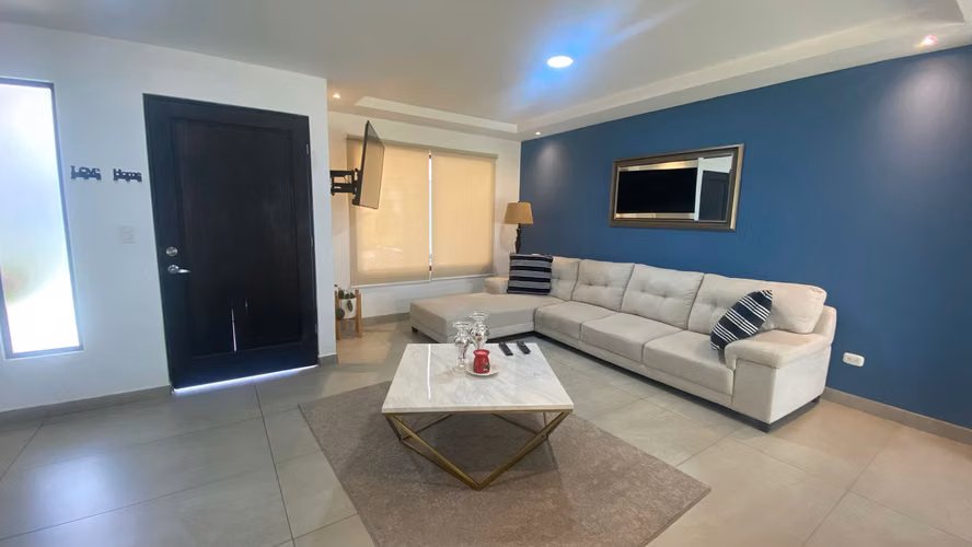 Venta de preciosa propiedad ubicada en el exclusivo Condominio Terralta - Imagen 4