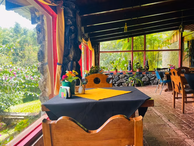 Venta de Hotel de montaña en Heredia