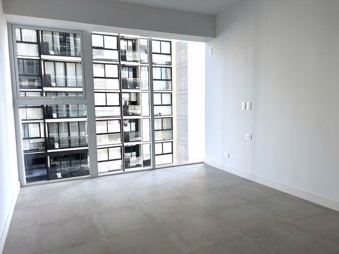 Venta de Apartamento Contemporáneo de 2 Habitaciones 2 Baños en Rohrmoser ID25968