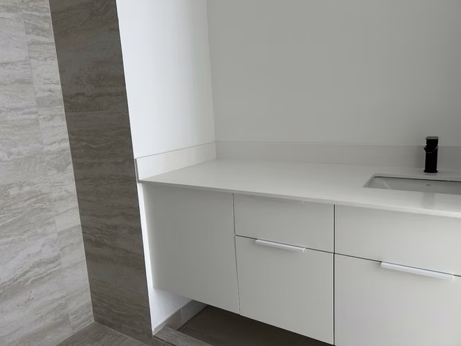 Lujoso Apartamento de 3 Habitaciones 2.5B en Venta en Rohrmoser ID25961