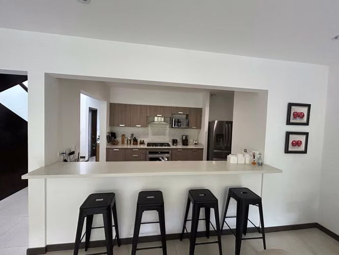 VENTA Casa Escazú Condo Vía Horizonte