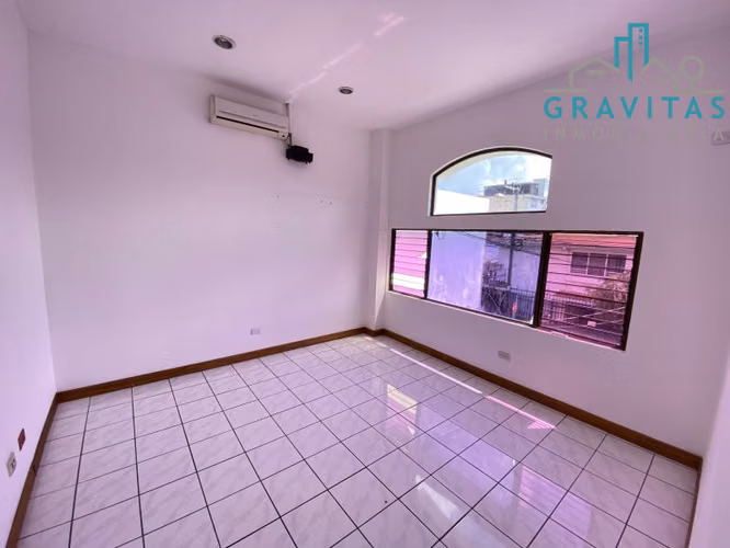 Alquiler de edificio en San Pedro, ideal para oficinas ID 1157 - Imagen 12