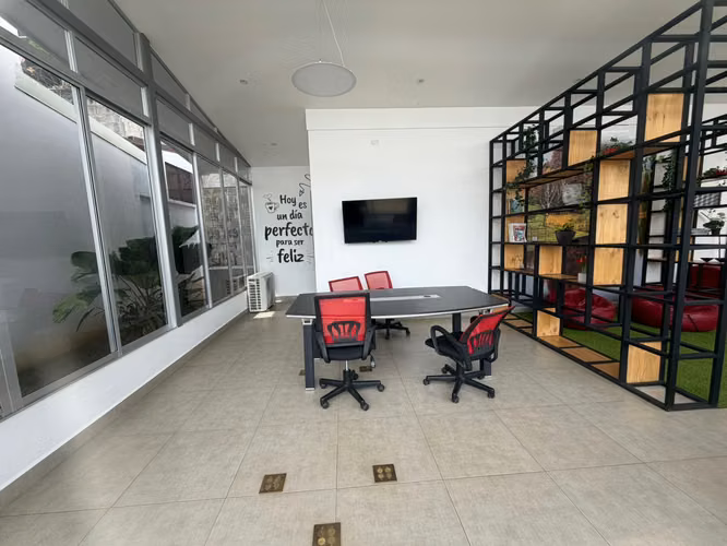CASA CONDOMINIO HEREDIA