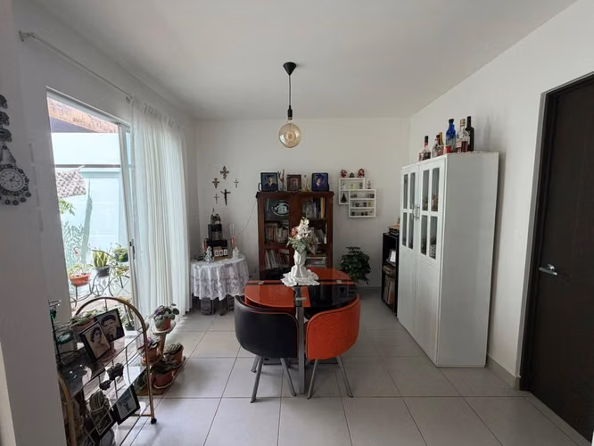 CASA CONDOMINIO HEREDIA