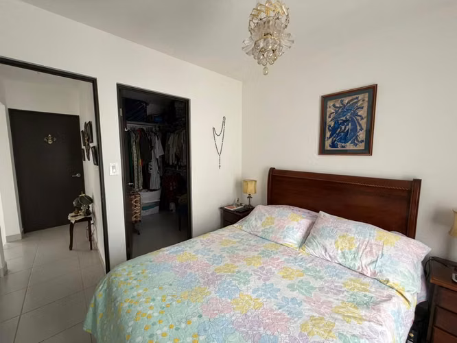 CASA CONDOMINIO HEREDIA