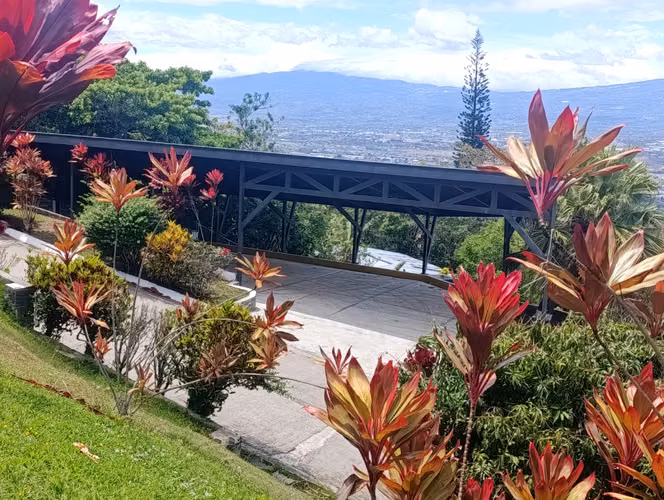 Alquiler de apartamento en San Antonio de Escazú con vista panorámica 5982 - Imagen 13