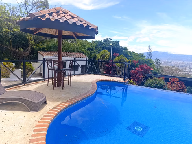 Alquiler de apartamento en San Antonio de Escazú con vista panorámica 5982