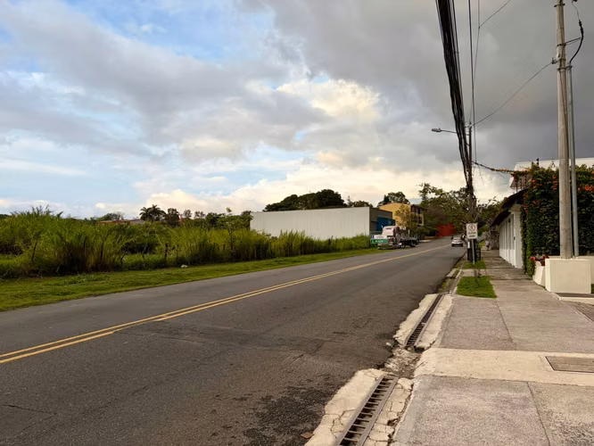 Terreno de Uso Mixto en Guayabos, Curridabat - Imagen 9