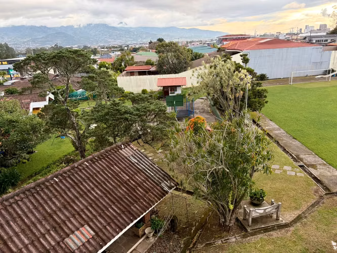 Terreno de Uso Mixto en Guayabos, Curridabat - Imagen 5