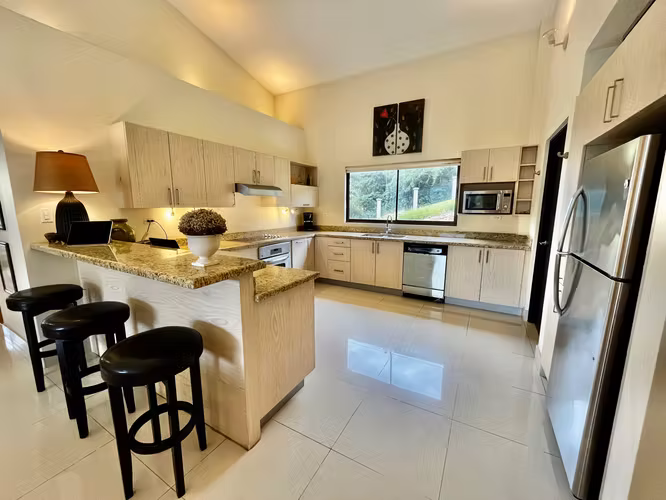 ALTO LAS PALOMAS-SANTA ANA! AMPLIO Y ELEGANTE APARTAMENTO CON VISTAS PANORAMICAS! - Imagen 8