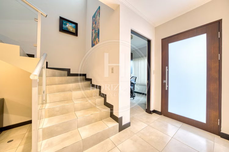 Se Vende Casa en Condominio Lomas de Granadilla Curridabat 4 Habitaciones y Terraza noj1271jb