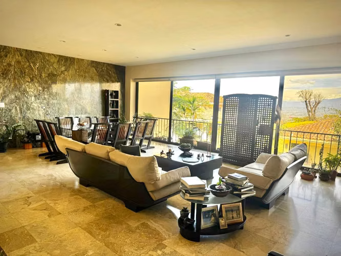 SE VENDE APARTAMENTO EN CONDOMINIO SANTA ELENA, ESCAZÚ