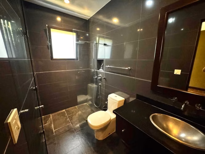 SE VENDE APARTAMENTO EN CONDOMINIO SANTA ELENA, ESCAZÚ