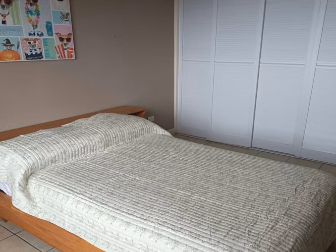 VENTA DE CASA AMUEBLADA EN CONDOMINIO - SAN ANTONIO, ESCAZÚ