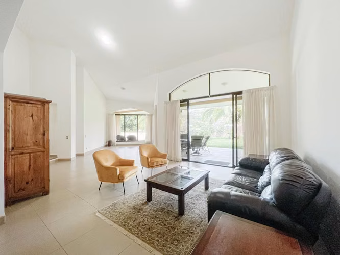 VENTA Y ALQUILER DE CASA DE UNA PLANTA EN CONDOMINIO - RIO ORO, SANTA ANA - Imagen 17