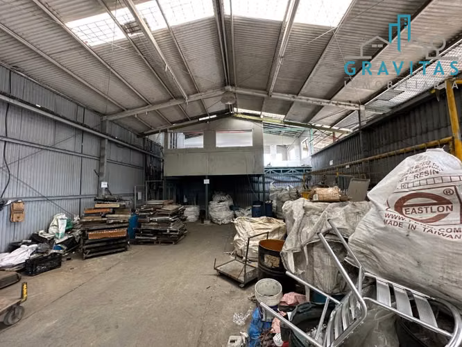 Bodega en alquiler y venta en la Uruca (1800m2) ID 1588